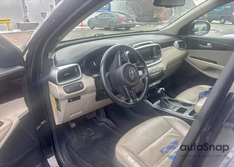 2017 Kia Sorento Lx z USA, uszkodzony, nr VIN 5XYPGDA32HG330142